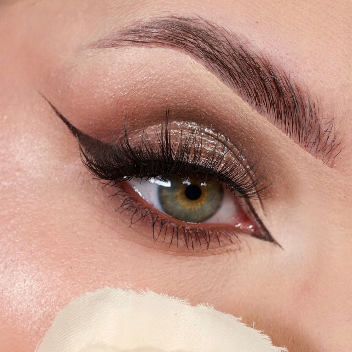 25033a3c753f17825304426672d49189